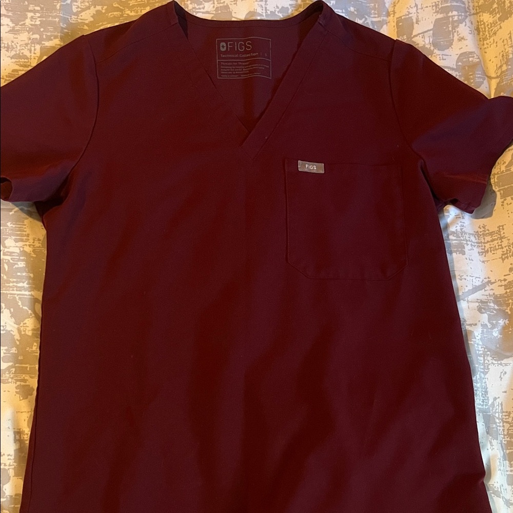 Figs Burgundy Scrub Top Small